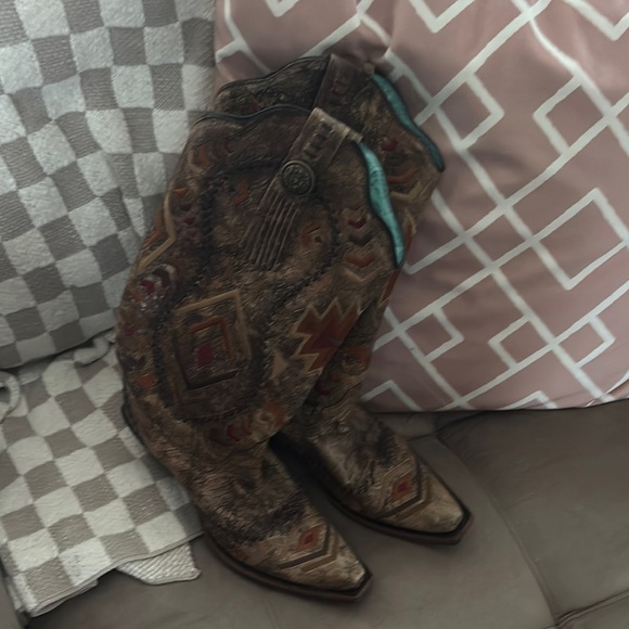 Corral Western Style Brown Cowboy Boots - Picture 2 of 4